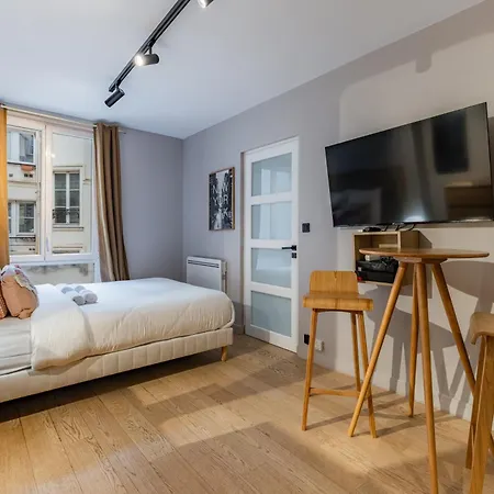 Cozy Near The Eiffel Tower 파리