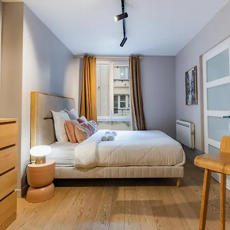 דירה Cozy Near The Eiffel Tower פריז