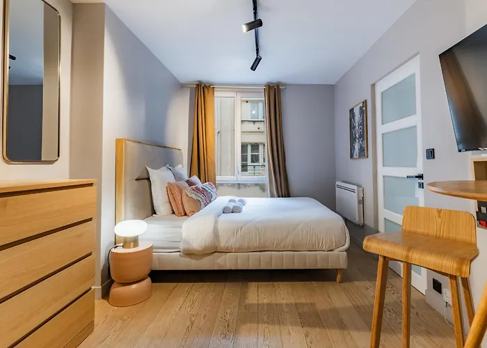 公寓 Cozy Near The Eiffel Tower 巴黎