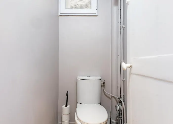 Cozy Near The Eiffel Tower パリ