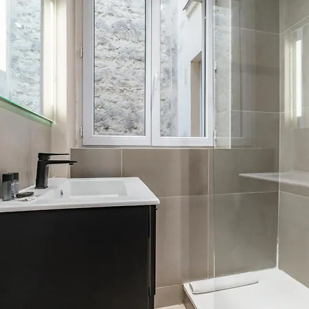 Cozy Near The Eiffel Tower * Париж